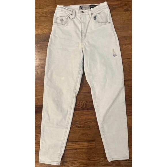 Levi’s Silver Tab Jeans Womens Mom Jean 27/29 Light Wash Lavender Print Flower - Picture 2 of 16